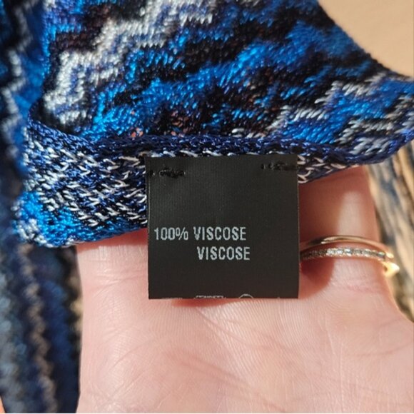 Missoni Shawl - Picture 5 of 7